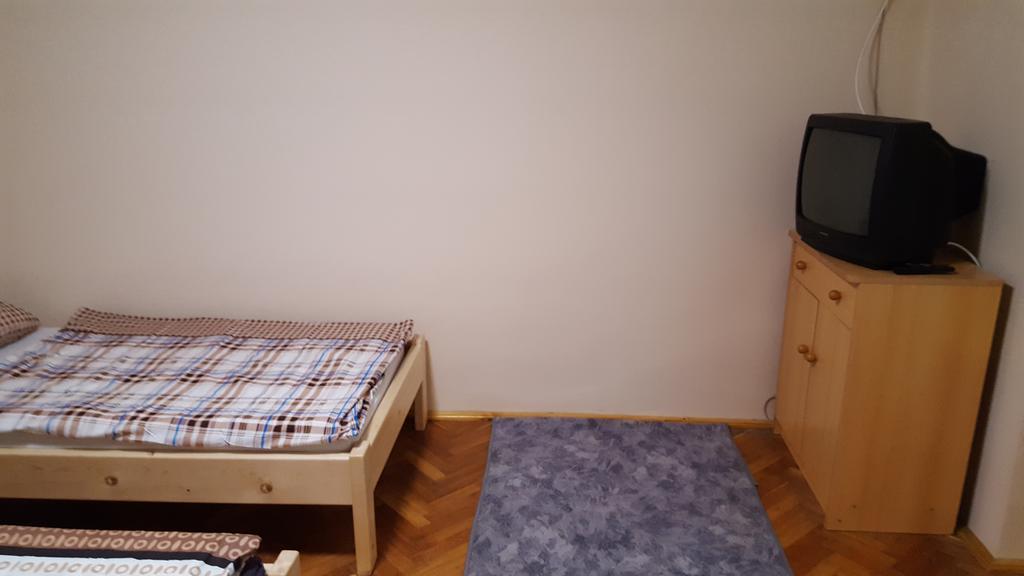 M&M Apartman Tiszafüred Eksteriør bilde