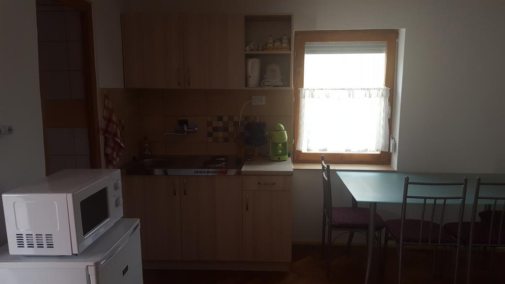 M&M Apartman Tiszafüred Eksteriør bilde
